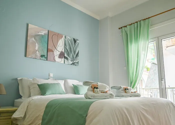 Family-Friendly Home Near Athens Railway Station